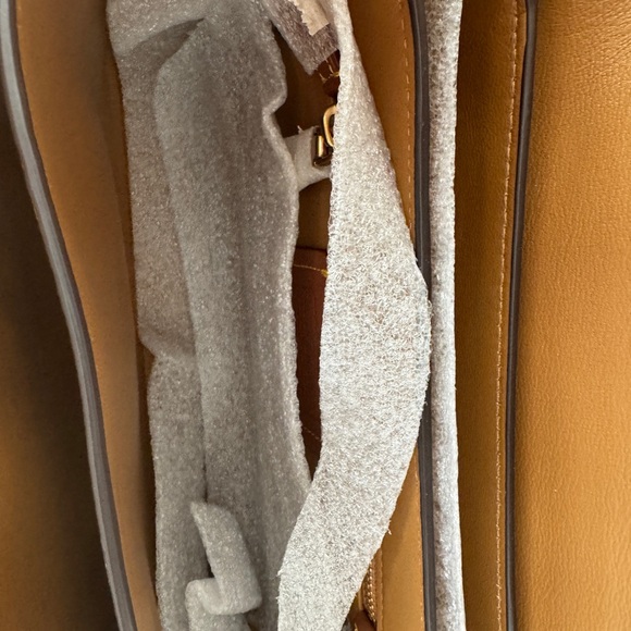 Coach Rogue Top Handle Bag in Honey Brown NEW - Picture 5 of 10